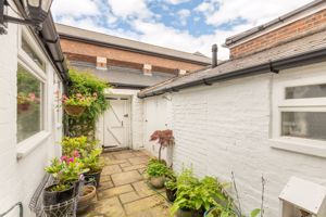 Photo 16- click for photo gallery